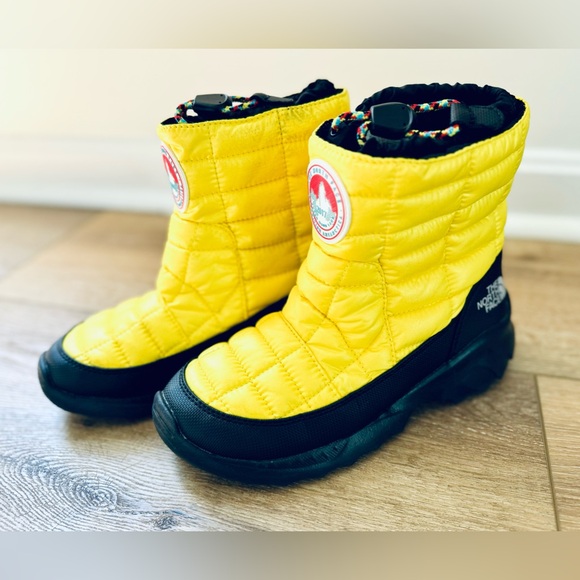 The North Face Shoes - The North Face Thermoball Bootie II 2017 Antarctica Expedition Yellow - Size 6